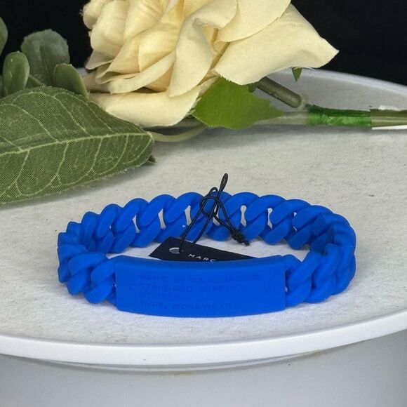 Marc By Marc Jacobs Electric Blue Lemonade Name Rubber Stretch Bracelet - Picture 1 of 6